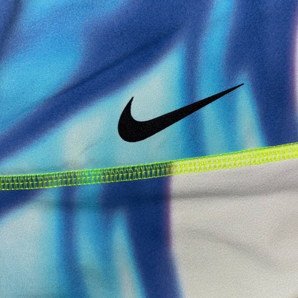 Nike | Legendary Lava Leggings | Dri-FIT Smoke Print | Size S - Picture 7 of 10